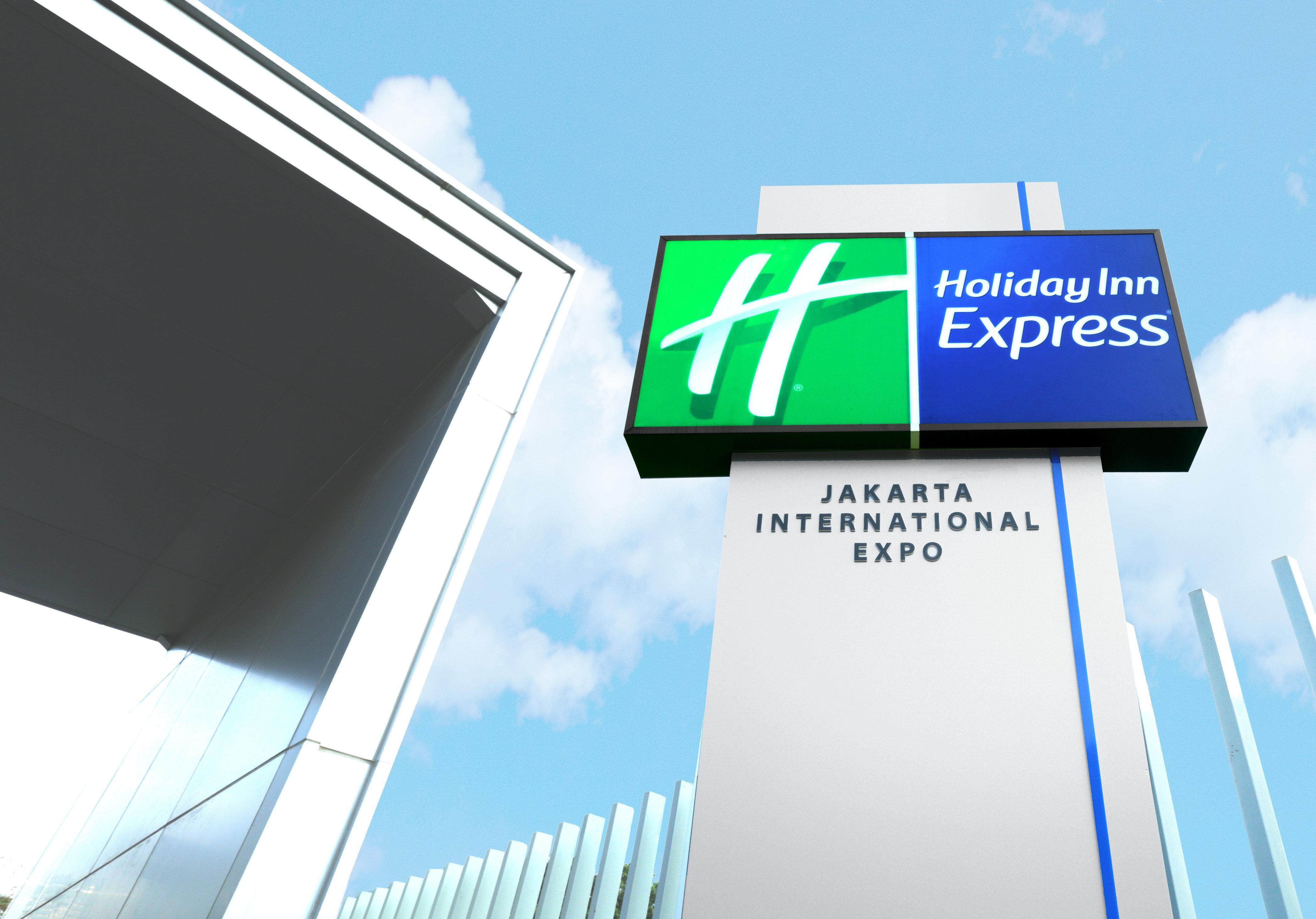 Holiday Inn Express Jakarta International Expo, An Ihg Hotel Экстерьер фото