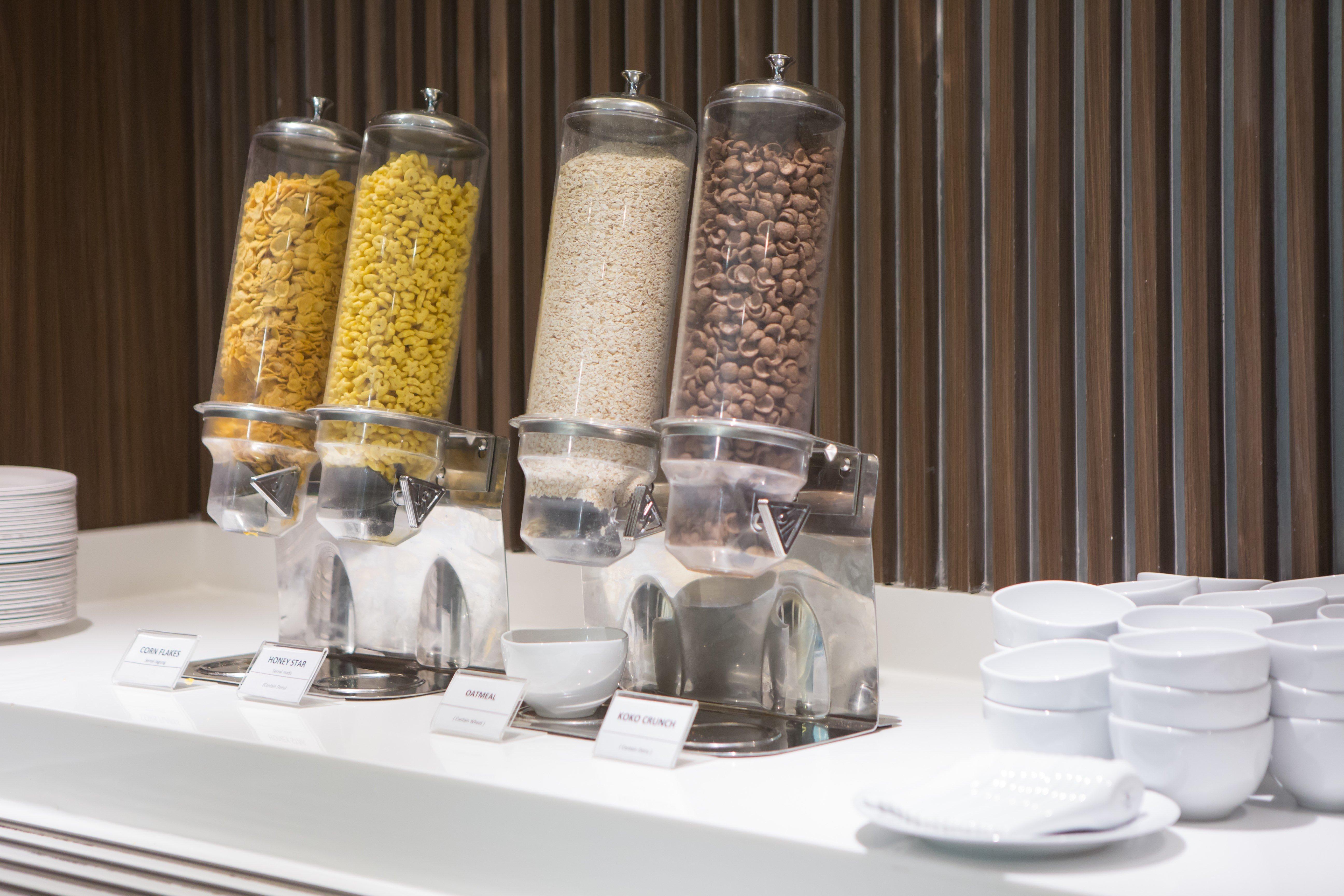 Holiday Inn Express Jakarta International Expo By Ihg Экстерьер фото