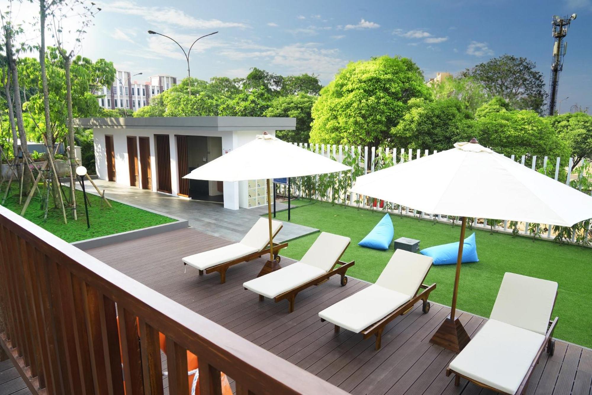 Holiday Inn Express Jakarta International Expo By Ihg Экстерьер фото